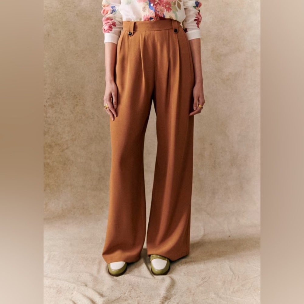 Sezane Loulou wide leg trouser in coffee - Picture 2 of 10